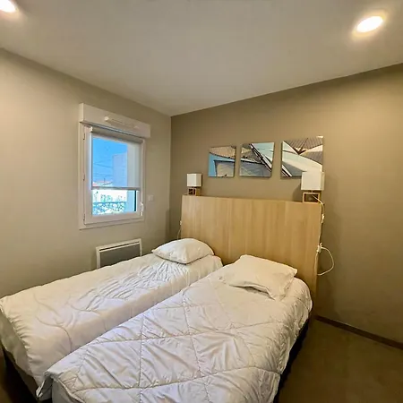 Luxe 2 Chambres, Balcon, Acces Plage, Piscine, Animaux Admis, Parking - Fr-1-194-236