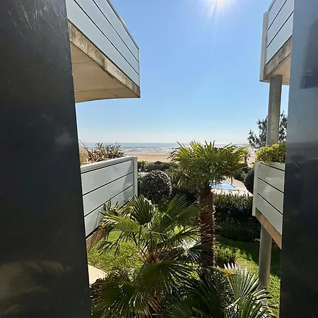 Lejlighed Luxe 2 Chambres, Balcon, Acces Plage, Piscine, Animaux Admis, Parking - Fr-1-194-236 *