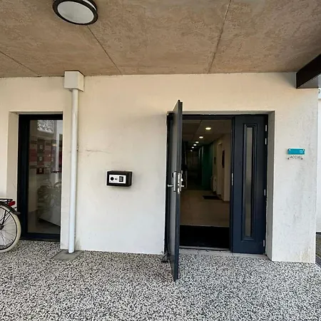 Luxe 2 Chambres, Balcon, Acces Plage, Piscine, Animaux Admis, Parking - Fr-1-194-236