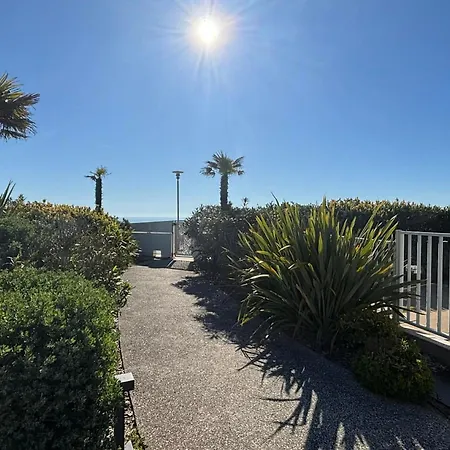 Luxe 2 Chambres, Balcon, Acces Plage, Piscine, Animaux Admis, Parking - Fr-1-194-236