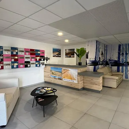 Luxe 2 Chambres, Balcon, Acces Plage, Piscine, Animaux Admis, Parking - Fr-1-194-236 Lejlighed La Tranche-sur-Mer
